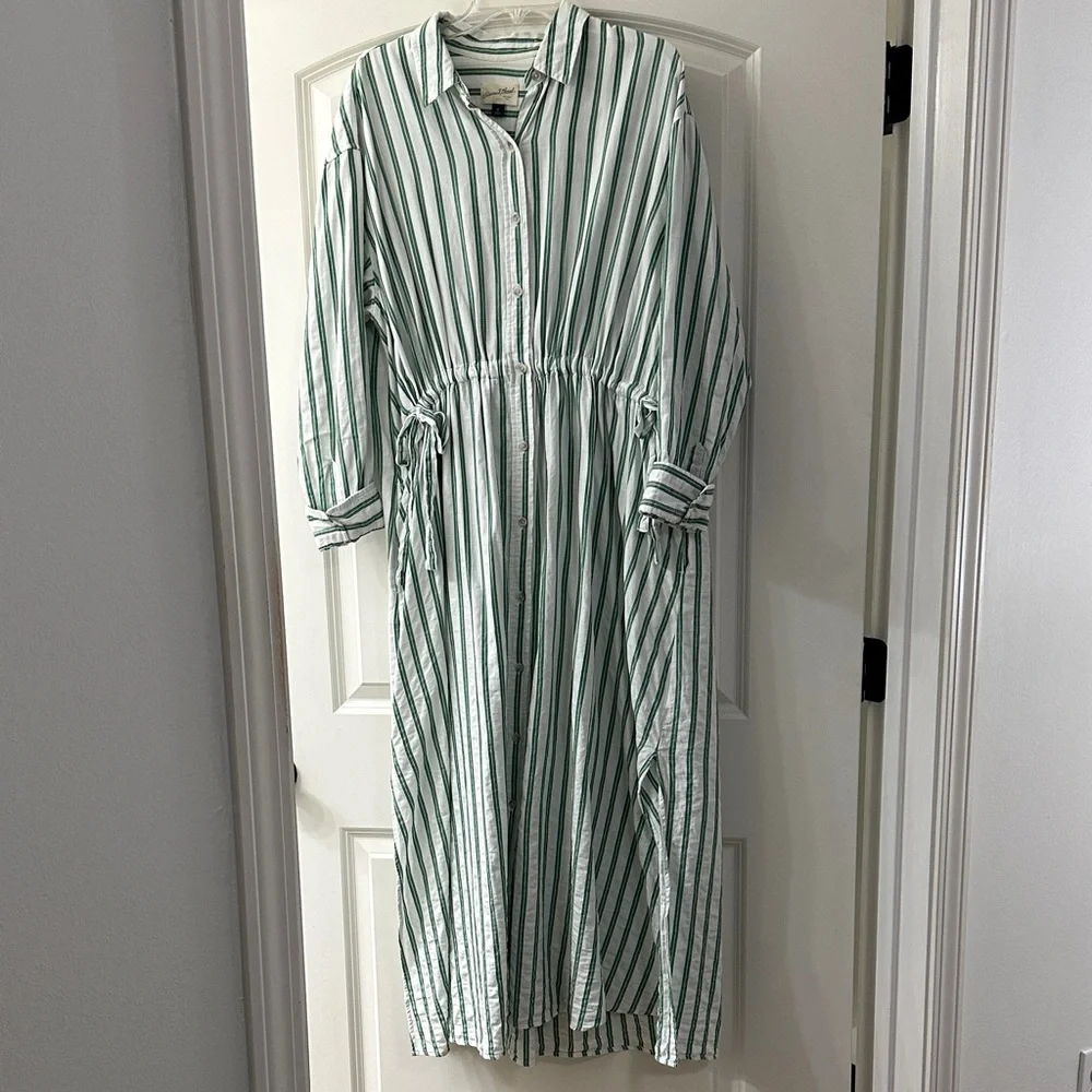 Universal Thread Dress - Picture 1 of 4